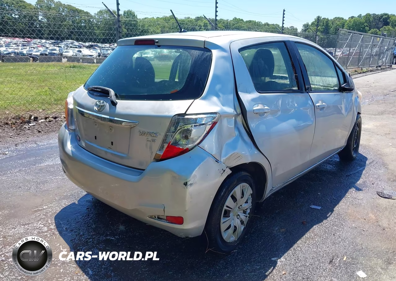 2013 Toyota Yaris Le VIN:JTDKTUD37DD549575 - 4