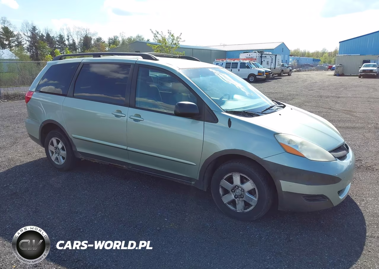 2010 Toyota Sienna Le