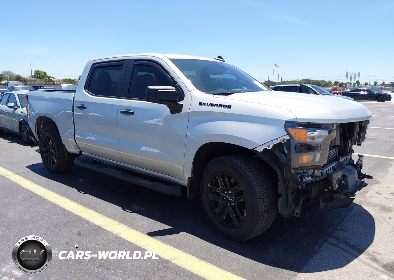 2022 Chevrolet Silverado 1500 2Wd Short Bed Custom