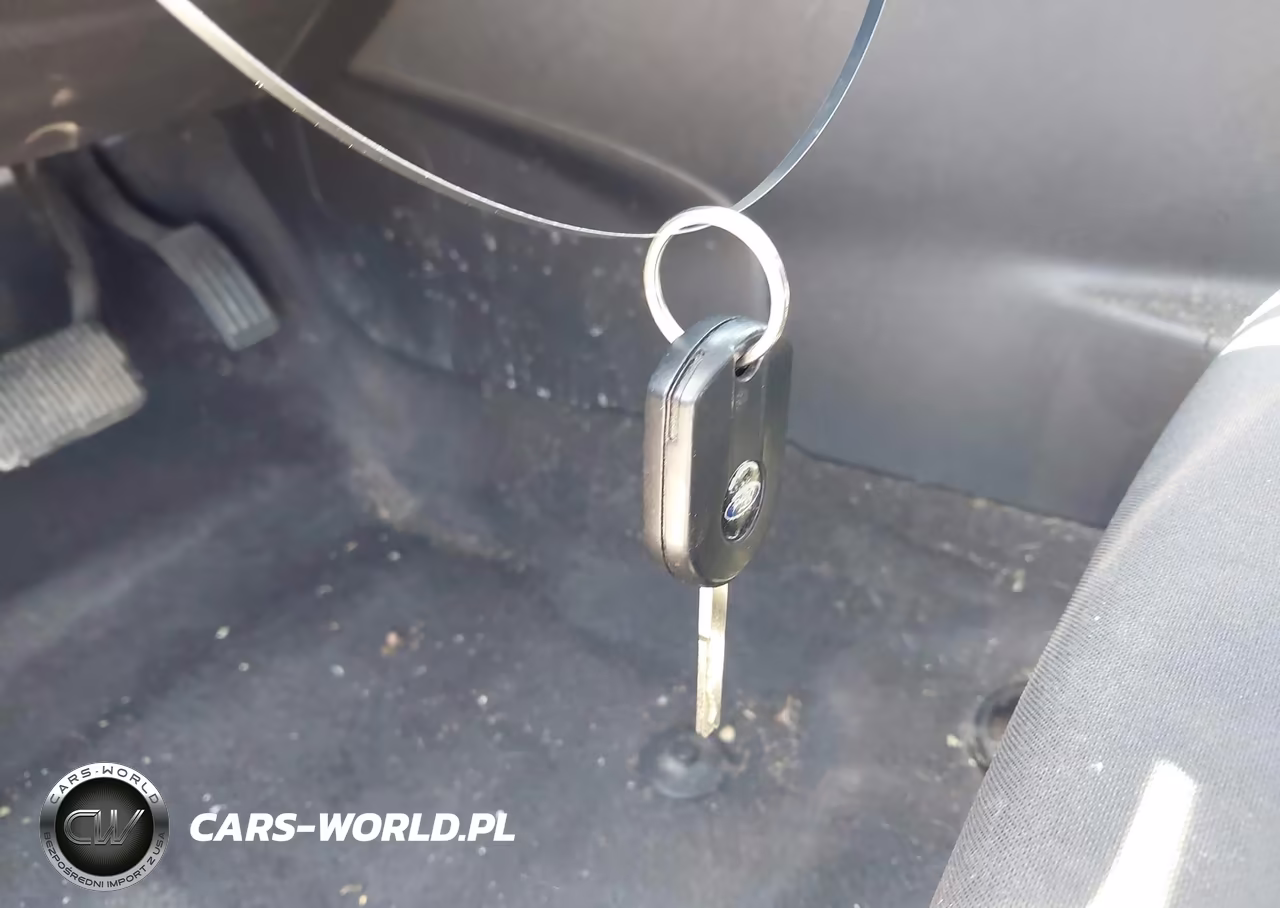 2018 Ford Focus Se VIN:1FADP3F26JL272890 - 11