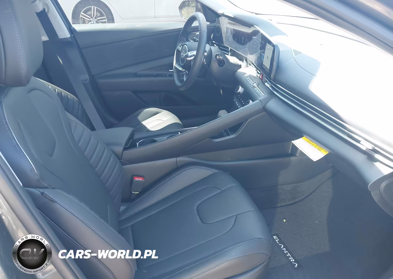 2026 Hyundai Elantra Limited VIN:KMHLP4DG6TU117730 - 5