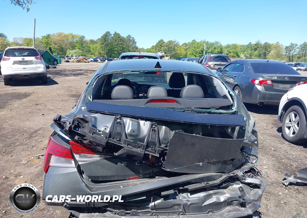 2026 Hyundai Elantra Limited VIN:KMHLP4DG6TU117730 - 6