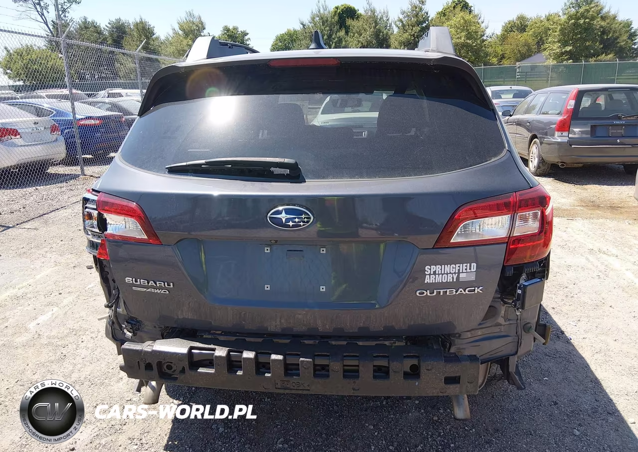 2017 Subaru Outback 3.6R Limited VIN:4S4BSENC4H3406646 - 18