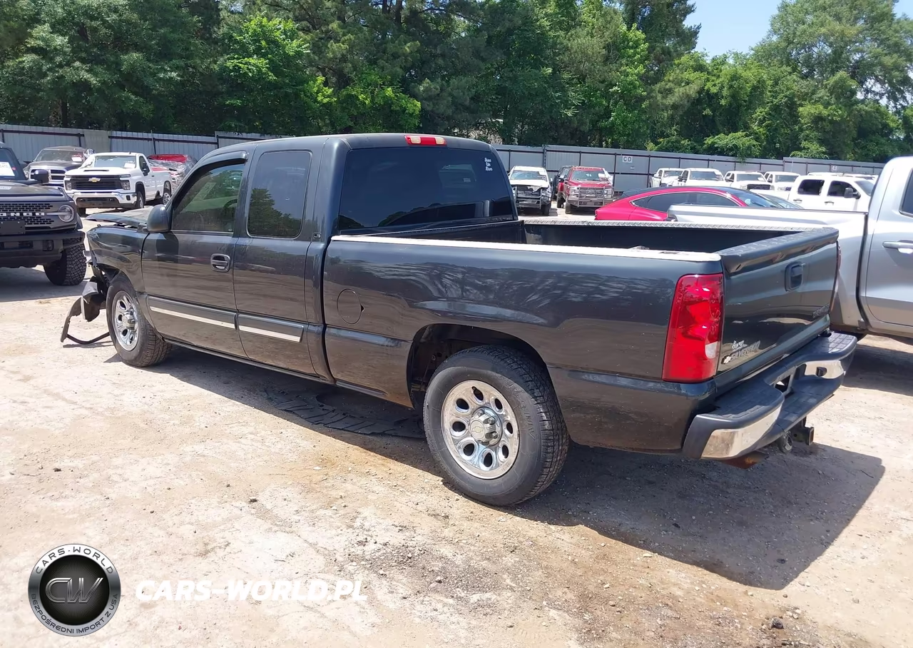 2005 Chevrolet Silverado 1500 Ls VIN:2GCEC19V751345894 - 3