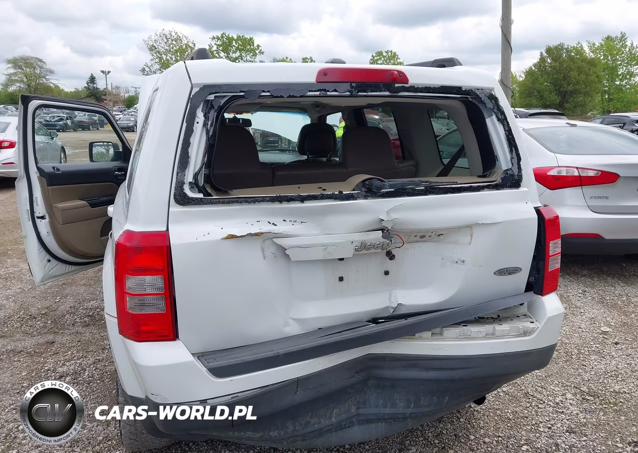 2014 Jeep Patriot High Altitude VIN:1C4NJPFA4ED666824 - 6