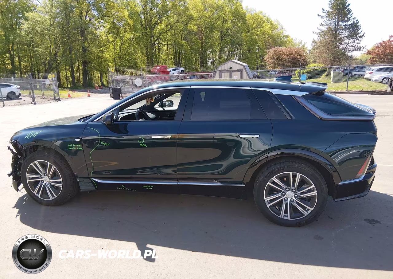 2024 Cadillac Lyriq Luxury W-1Sd VIN:1GYKPRRL4RZ104323 - 14