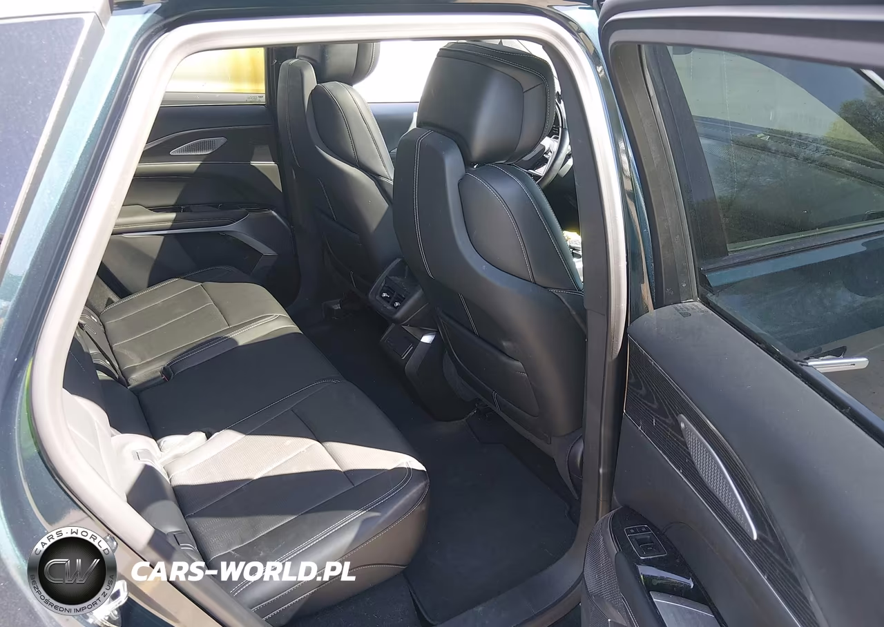 2024 Cadillac Lyriq Luxury W-1Sd VIN:1GYKPRRL4RZ104323 - 8
