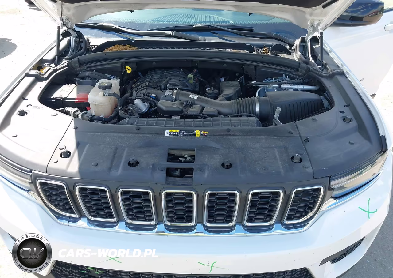 2025 Jeep Grand Cherokee Laredo X 4X4 VIN:1C4RJHAG4SC291554 - 10