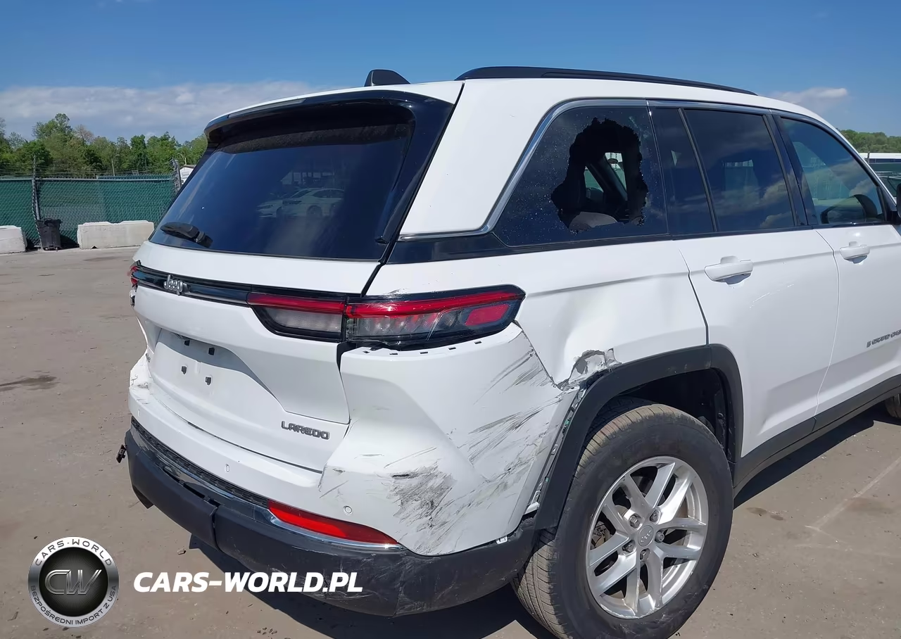 2025 Jeep Grand Cherokee Laredo X 4X4 VIN:1C4RJHAG4SC291554 - 18