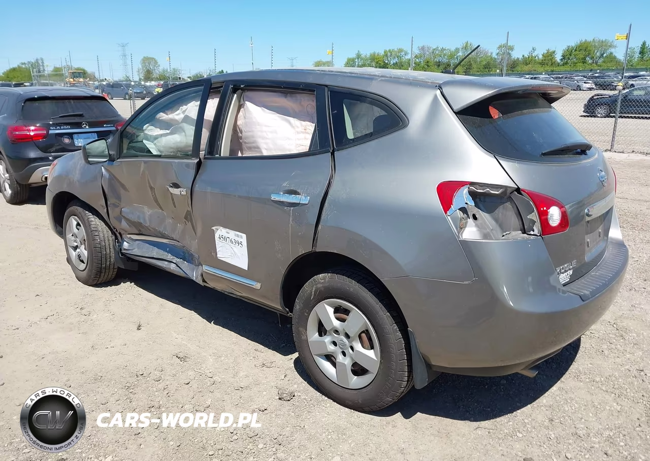 2011 Nissan Rogue S VIN:JN8AS5MV3BW682670 - 3