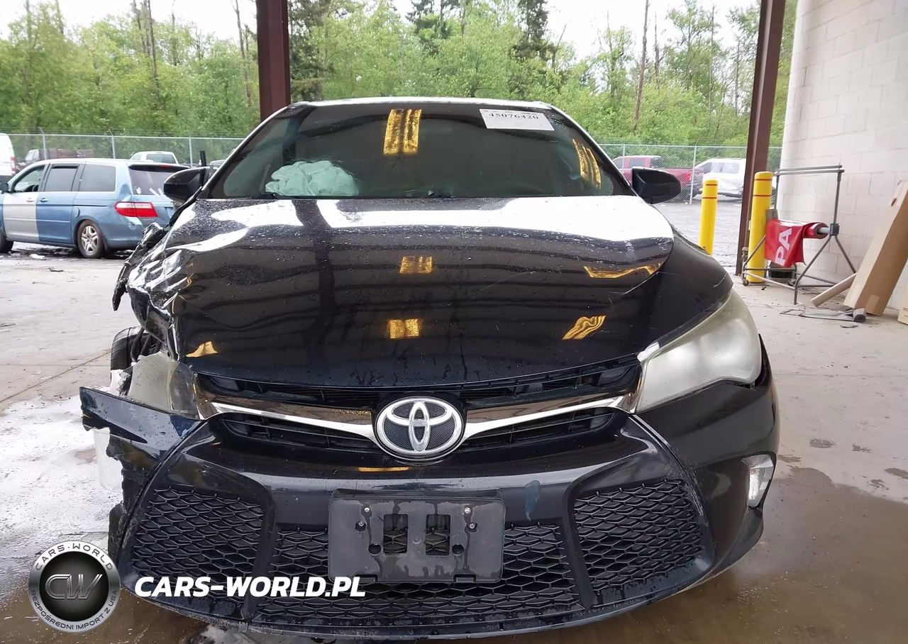 2015 Toyota Camry Se VIN:4T1BF1FK1FU960768 - 13
