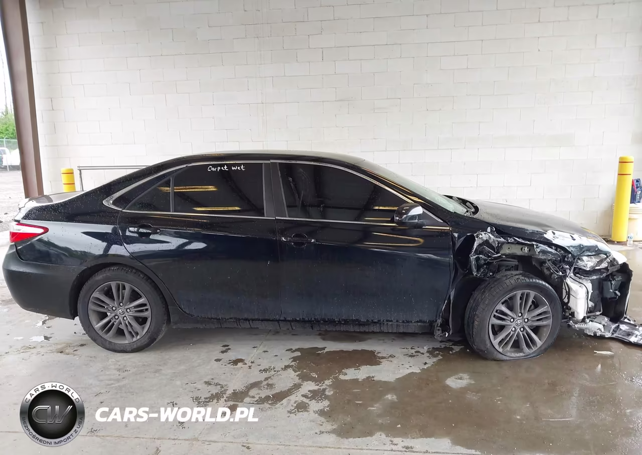 2015 Toyota Camry Se VIN:4T1BF1FK1FU960768 - 14