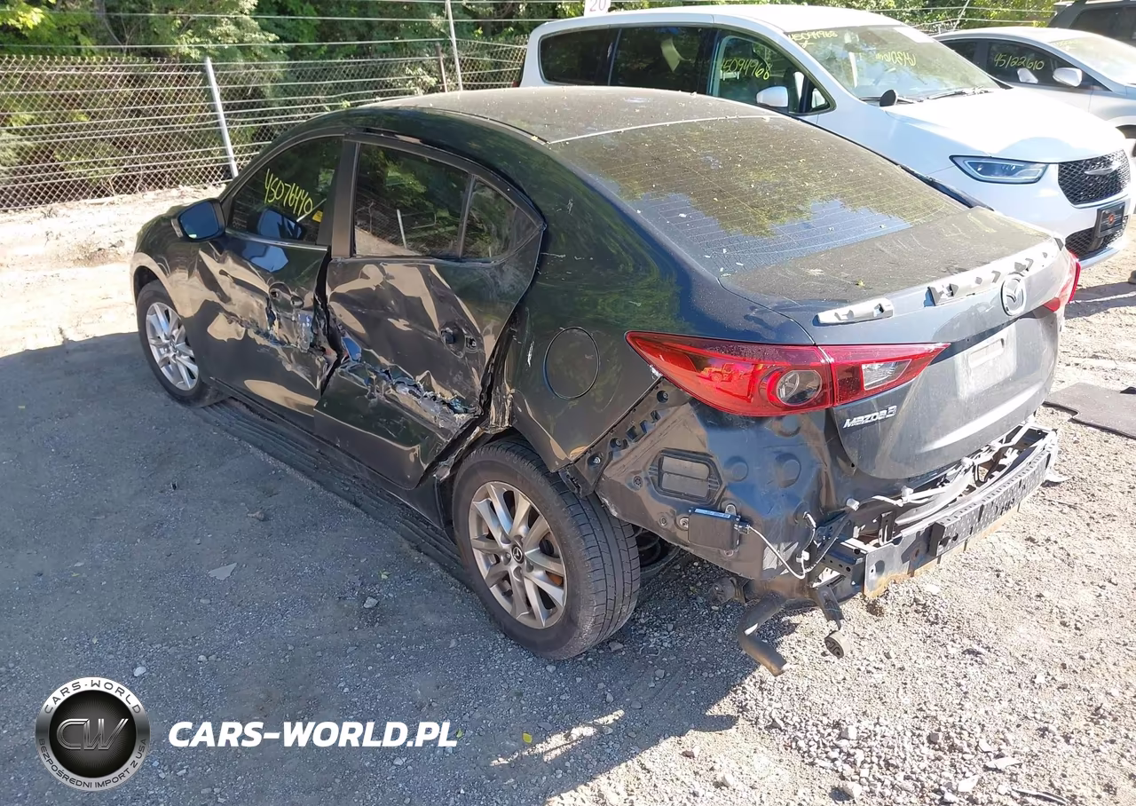 2015 Mazda Mazda3 I Touring VIN:3MZBM1V71FM235972 - 3