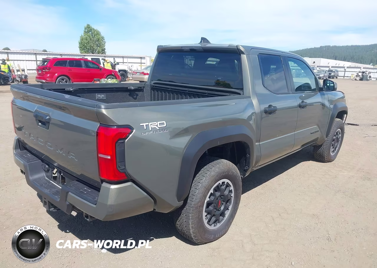 2026 Toyota Tacoma Trd Off Road VIN:3TMLB5JN4TM214165 - 4