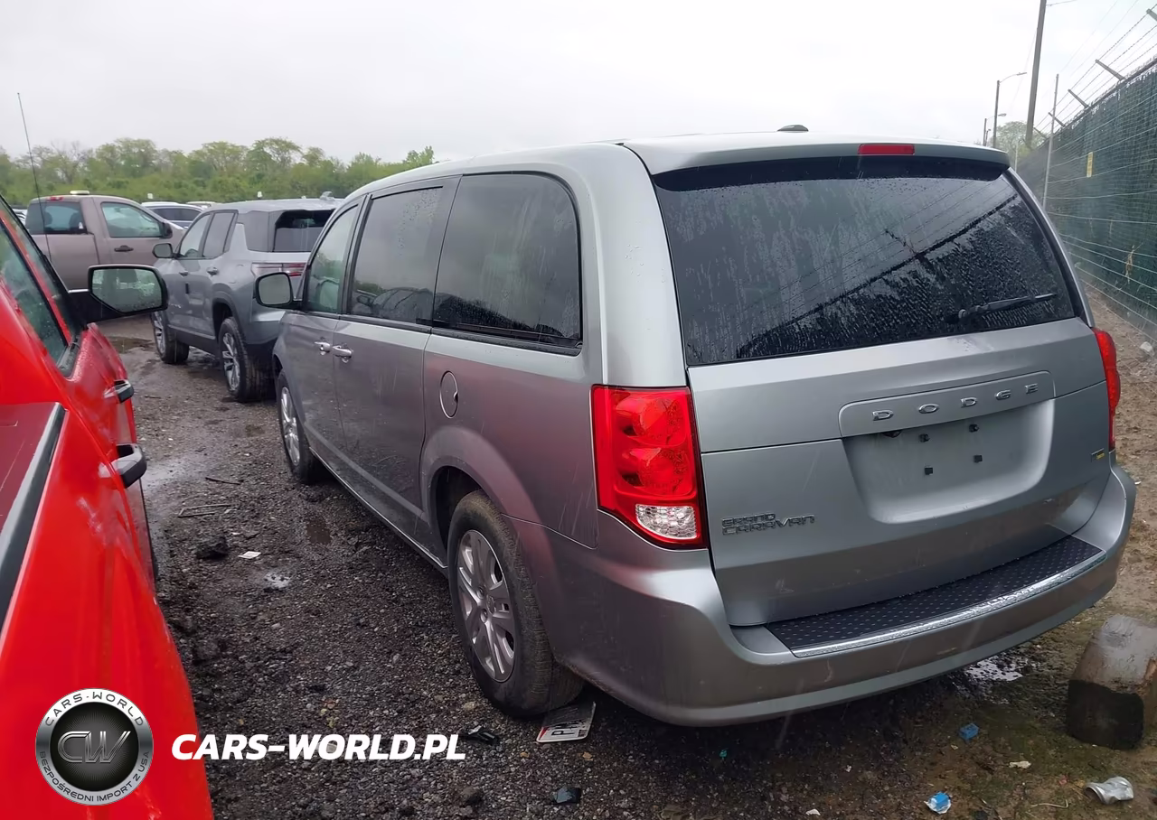 2018 Dodge Grand Caravan Se VIN:2C4RDGBG3JR296539 - 3