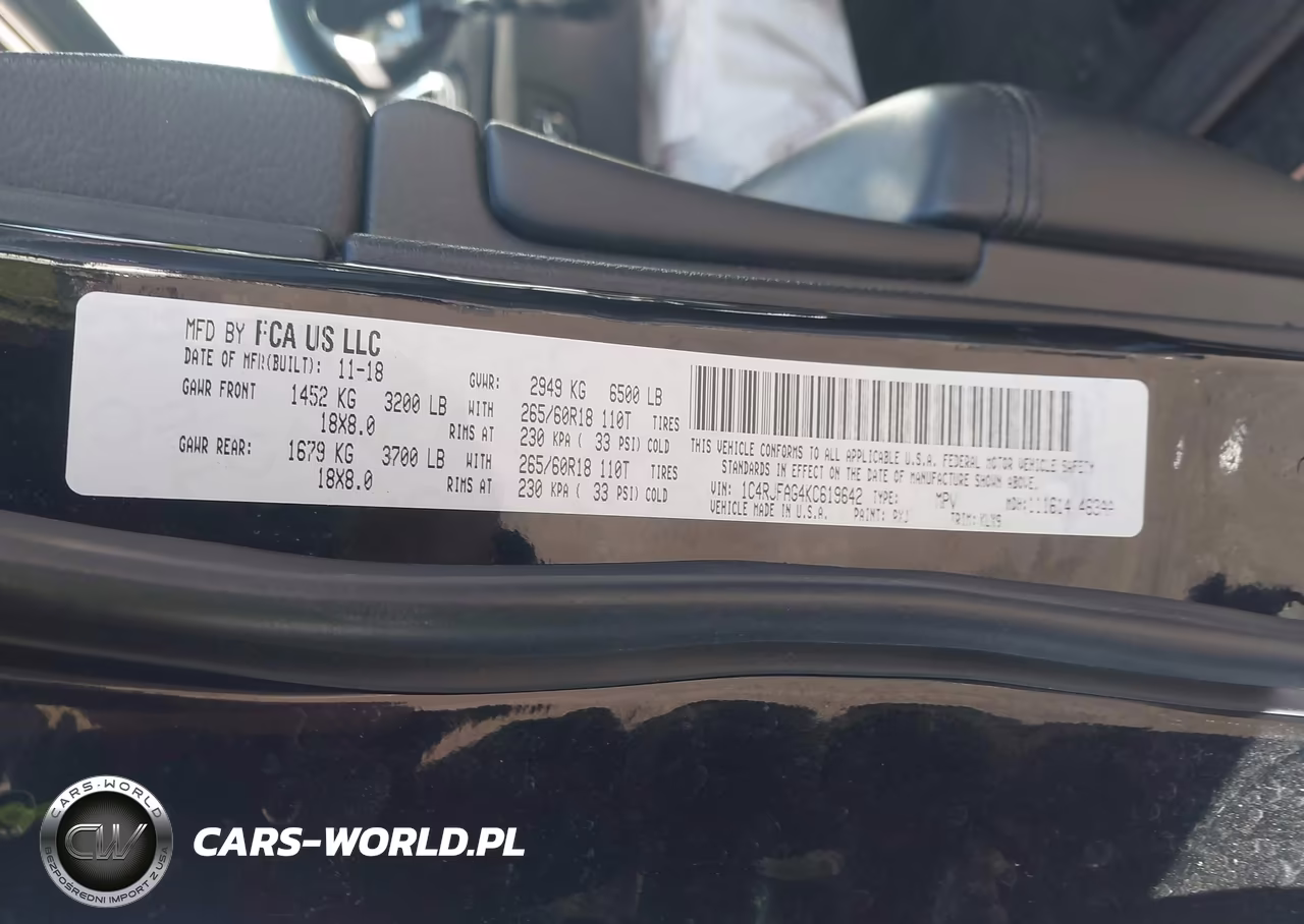 2019 Jeep Grand Cherokee Laredo E 4X4 VIN:1C4RJFAG4KC619642 - 9