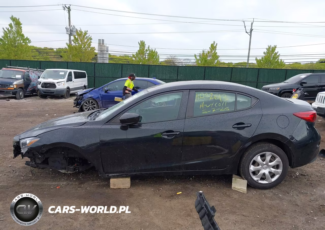 2015 Mazda Mazda3 I Sport VIN:3MZBM1U72FM224562 - 13