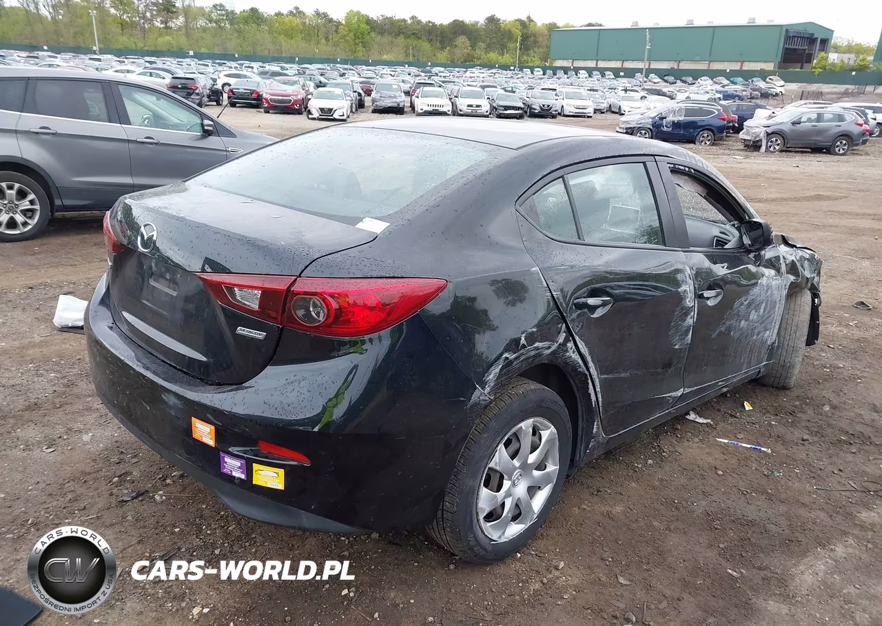 2015 Mazda Mazda3 I Sport VIN:3MZBM1U72FM224562 - 4