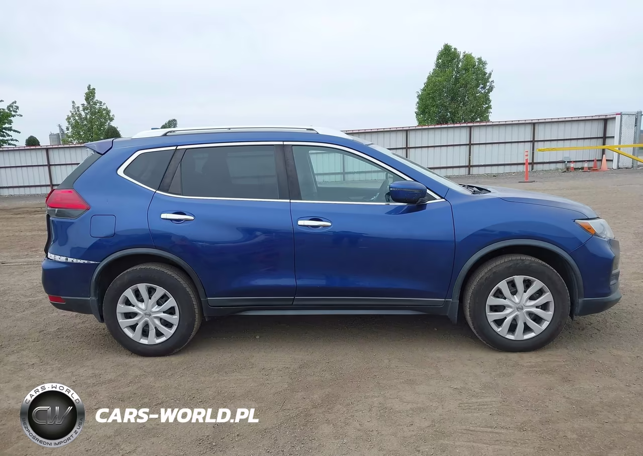 2017 Nissan Rogue S VIN:KNMAT2MV2HP525626 - 14