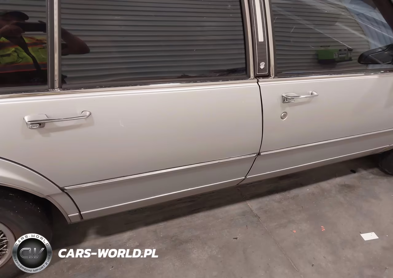 1987 Oldsmobile 98 Regency Brougham VIN:1G3CW5137H1329706 - 13