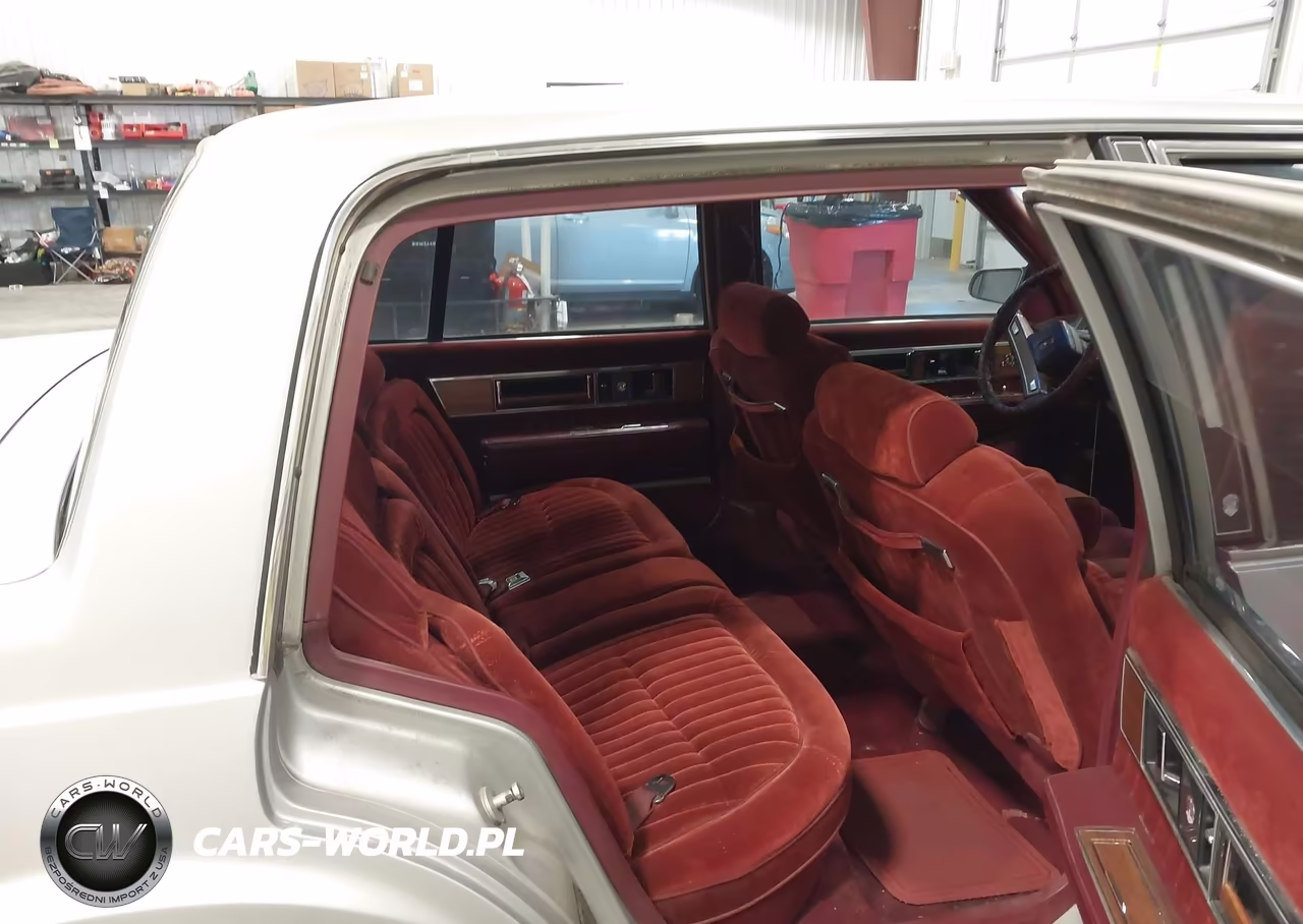 1987 Oldsmobile 98 Regency Brougham VIN:1G3CW5137H1329706 - 8