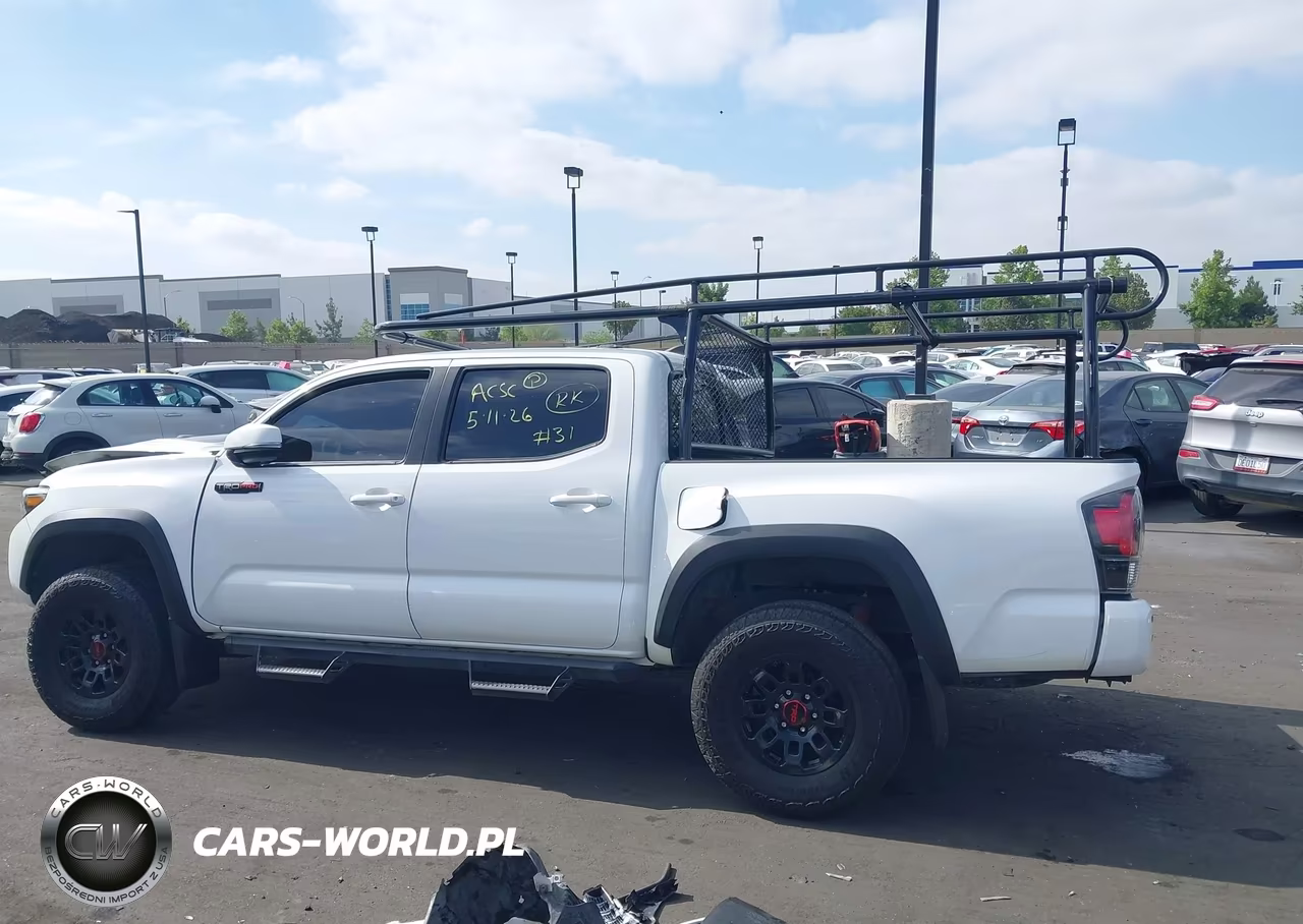 2017 Toyota Tacoma Trd Pro VIN:5TFCZ5AN8HX114938 - 14