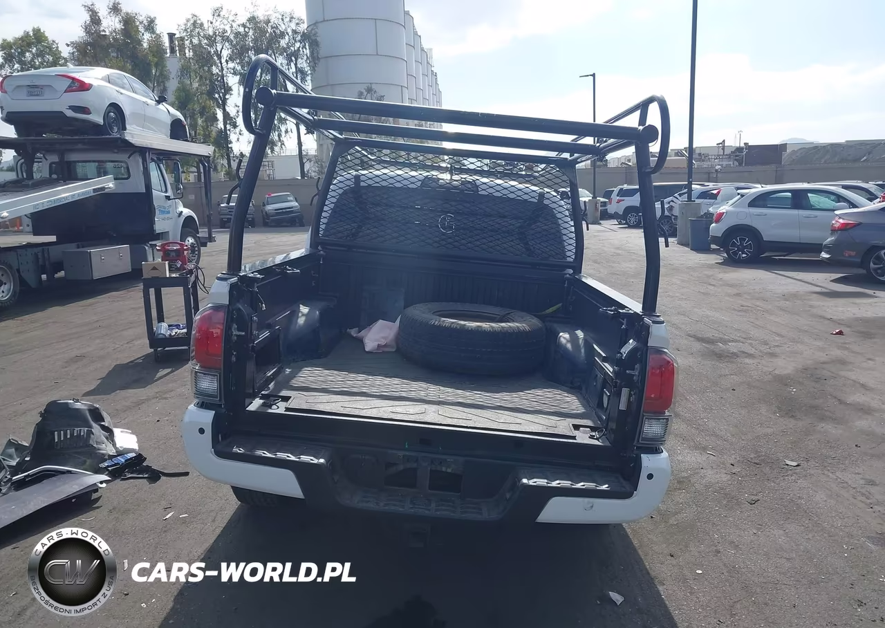 2017 Toyota Tacoma Trd Pro VIN:5TFCZ5AN8HX114938 - 16