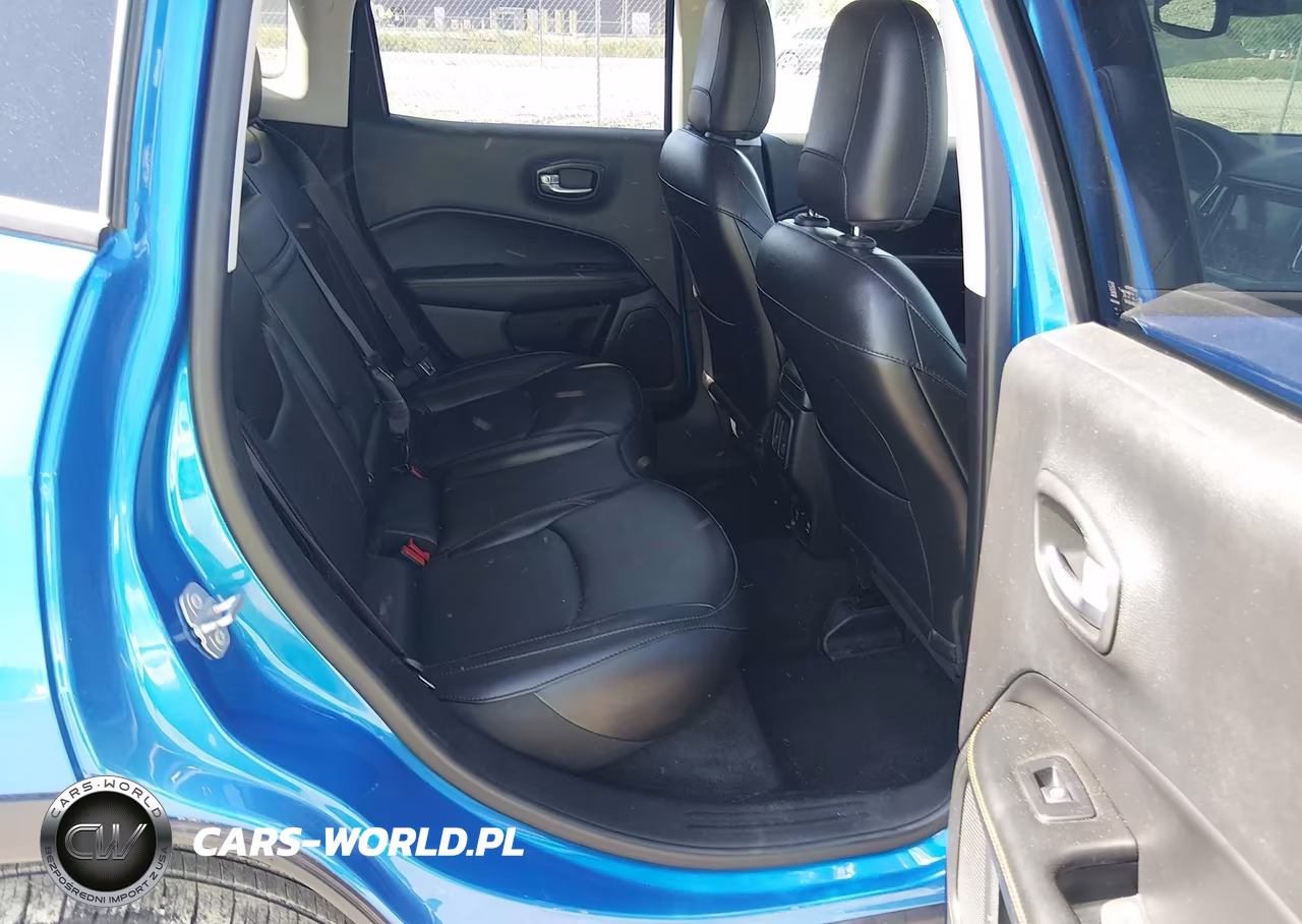 2019 Jeep Compass Limited 4X4 VIN:3C4NJDCB4KT695922 - 8