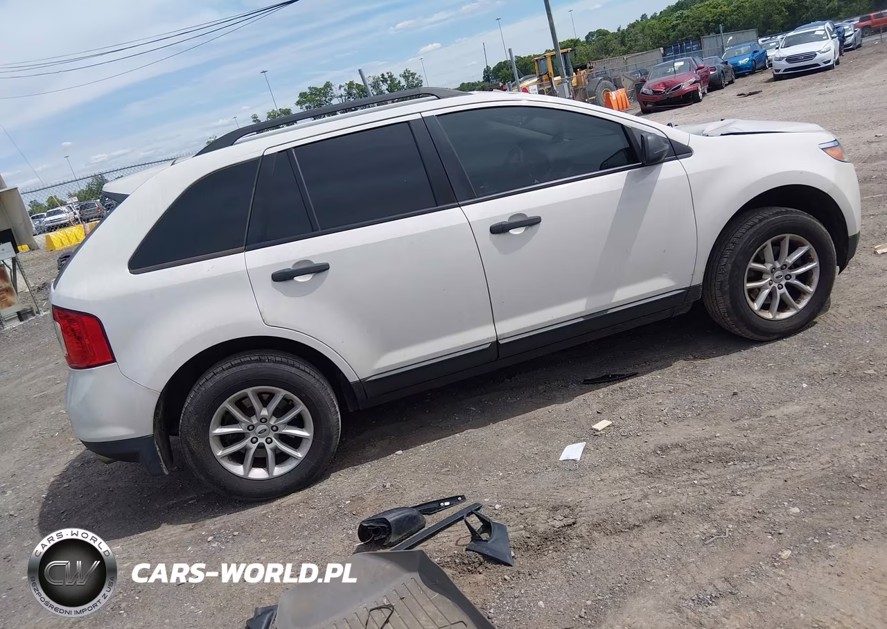 2013 Ford Edge Se VIN:2FMDK3GC2DBA96985 - 4