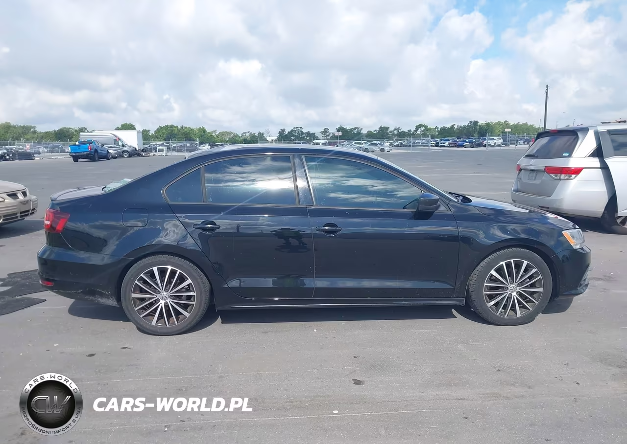 2016 Volkswagen Jetta 1.8T Sport VIN:3VWD17AJXGM246007 - 13