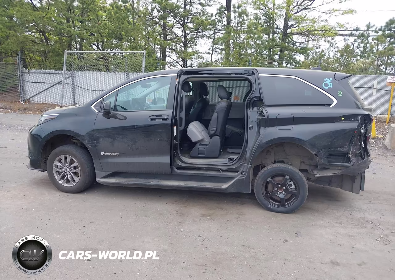 2023 Toyota Sienna Le VIN:5TDKRKEC9PS151990 - 15