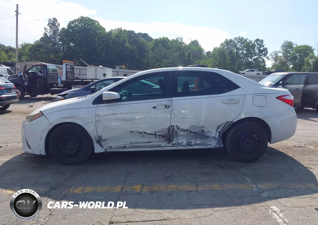 2016 Toyota Corolla Le VIN:5YFBURHE4GP505119 - 14