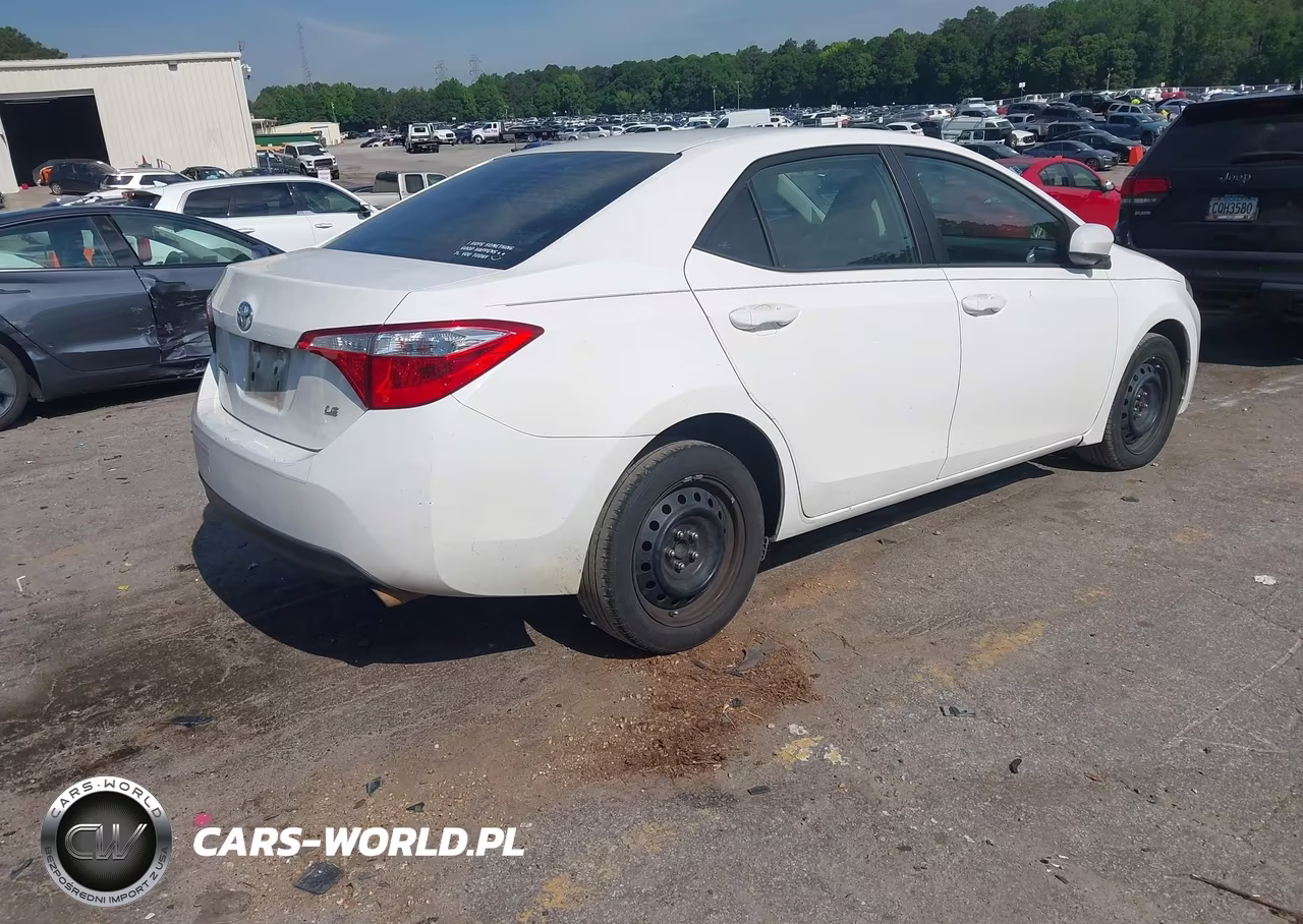 2016 Toyota Corolla Le VIN:5YFBURHE4GP505119 - 4