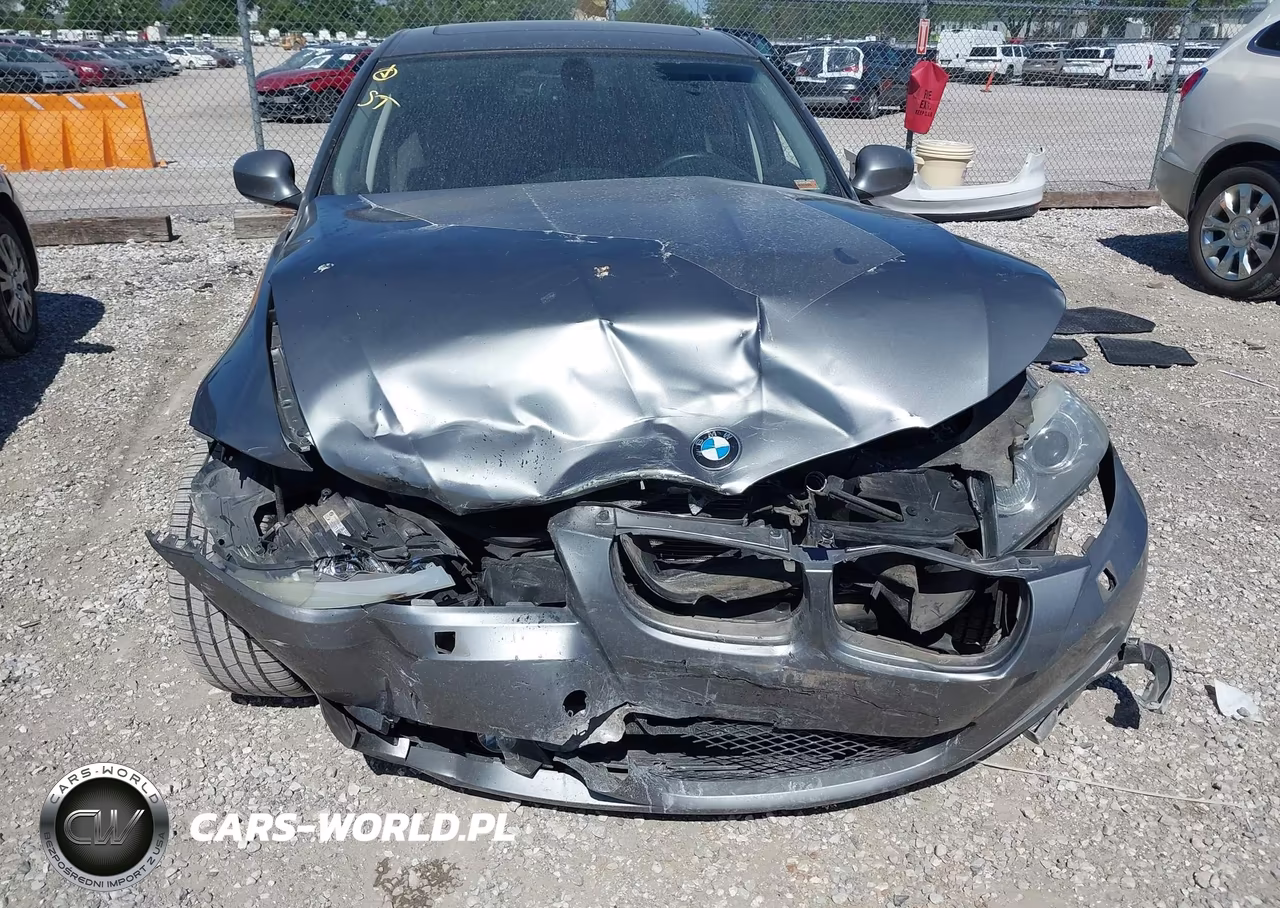 2011 BMW 335 Xi VIN:WBAPL5G59BNN23573 - 6