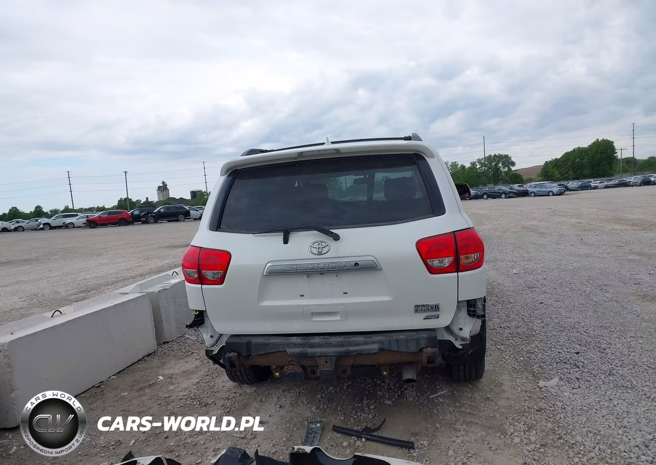 2011 Toyota Sequoia Platinum 5.7L V8 VIN:5TDDW5G13BS047521 - 17