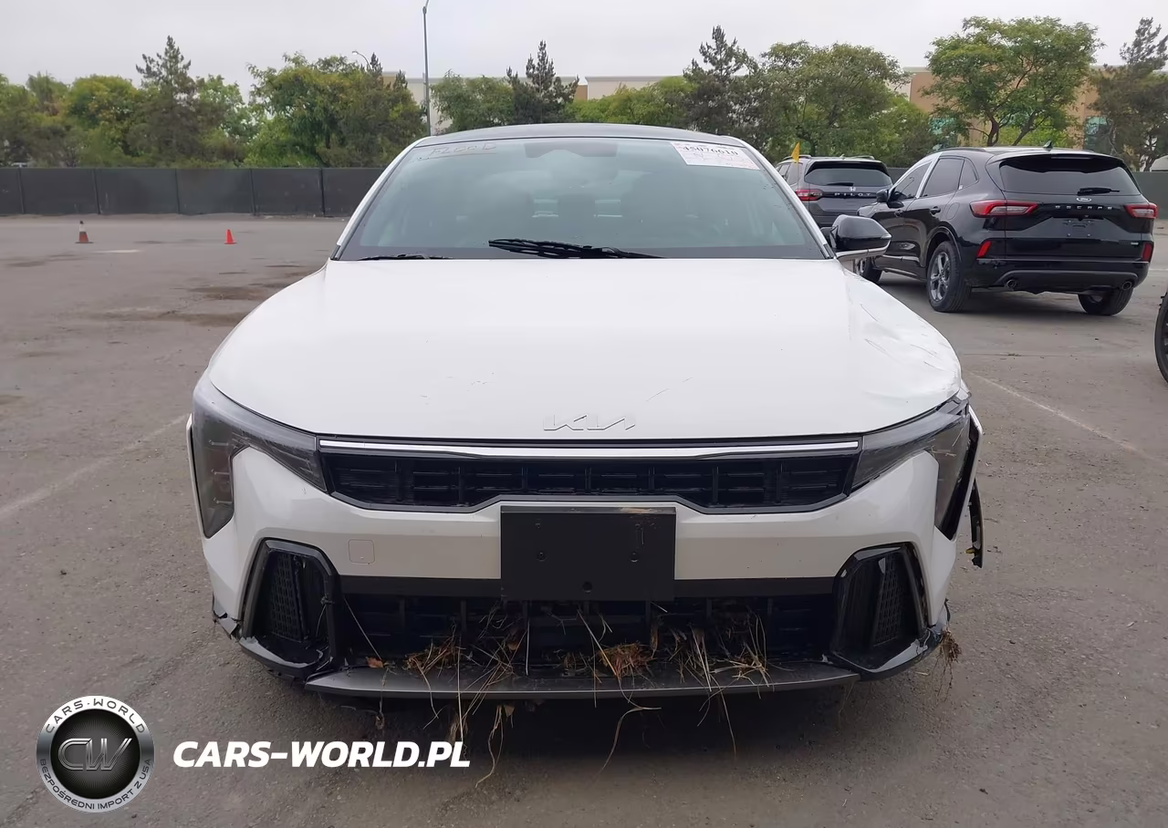 2025 Kia K4 Gt-Line VIN:3KPFW4DE1SE263744 - 11