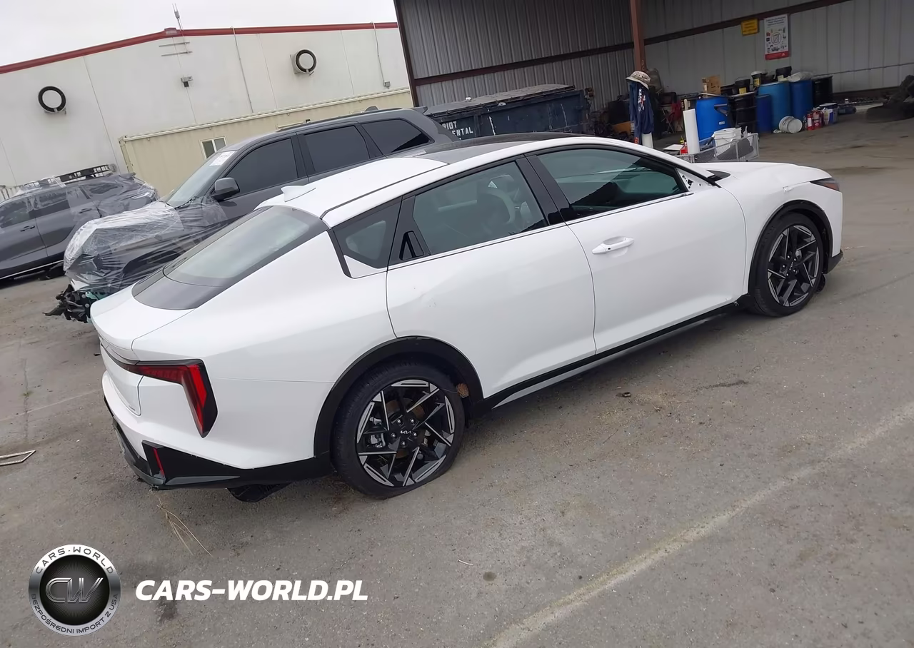 2025 Kia K4 Gt-Line VIN:3KPFW4DE1SE263744 - 4