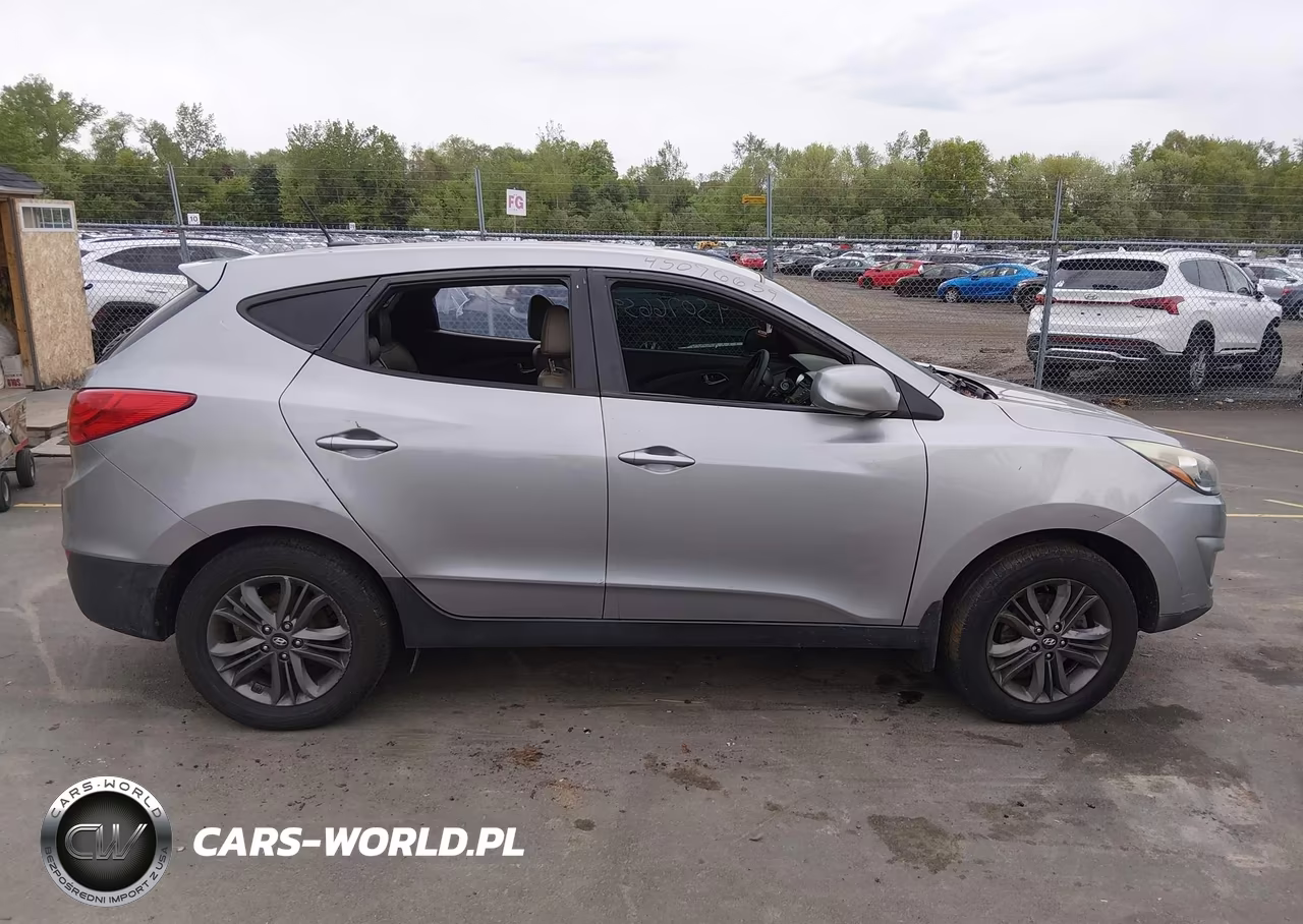 2015 Hyundai Tucson Gls VIN:KM8JTCAF1FU102260 - 12