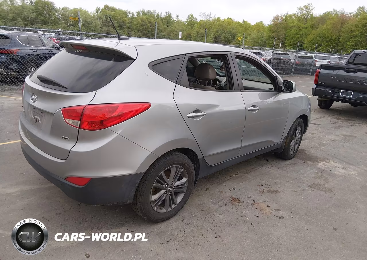 2015 Hyundai Tucson Gls VIN:KM8JTCAF1FU102260 - 4