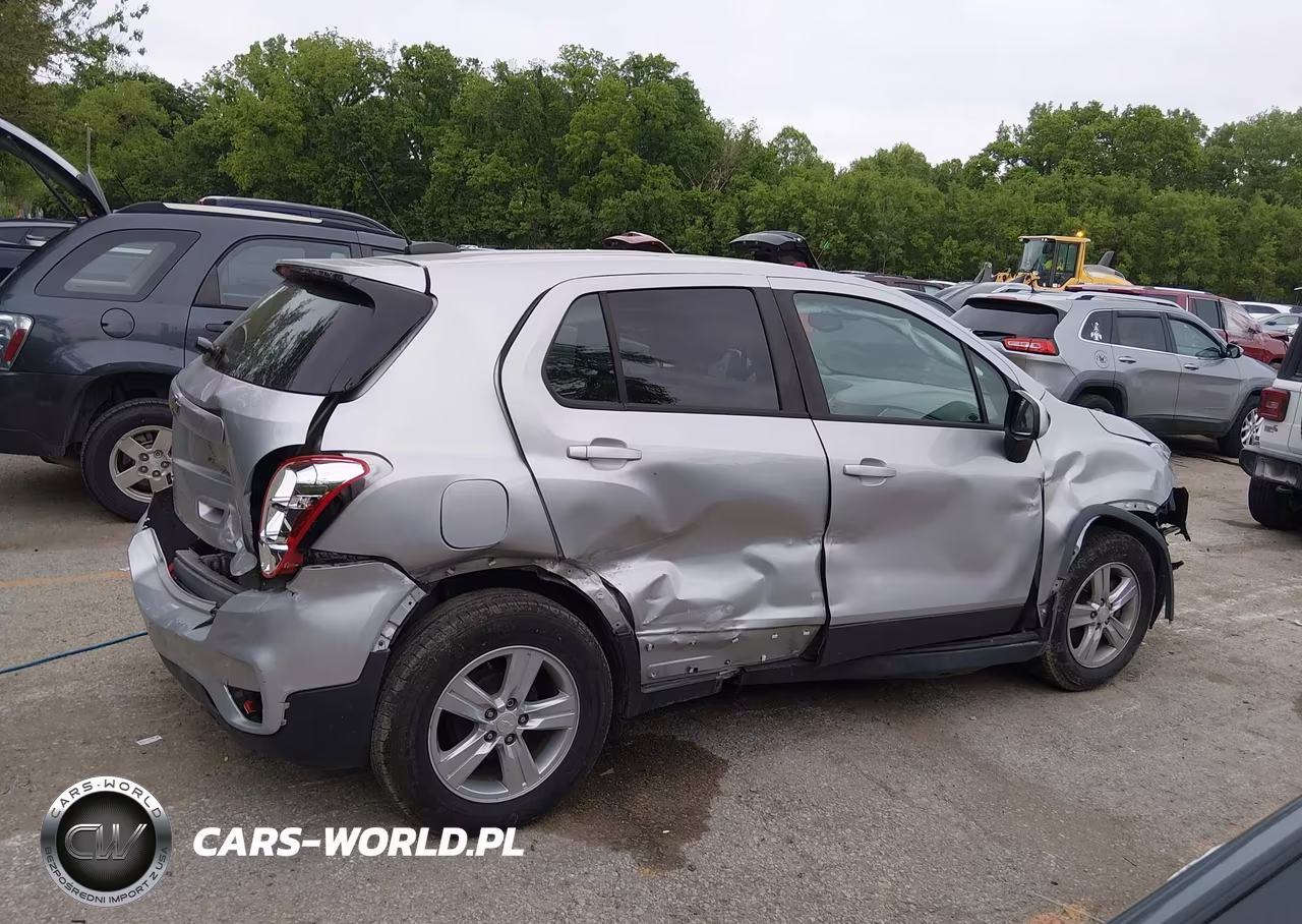 2019 Chevrolet Trax Ls VIN:3GNCJKSB8KL341132 - 13