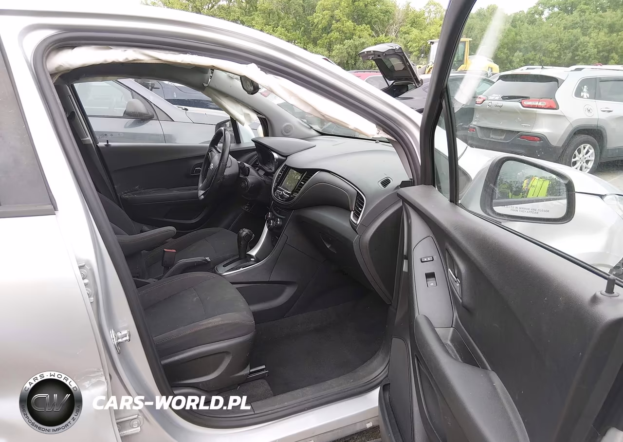 2019 Chevrolet Trax Ls VIN:3GNCJKSB8KL341132 - 5