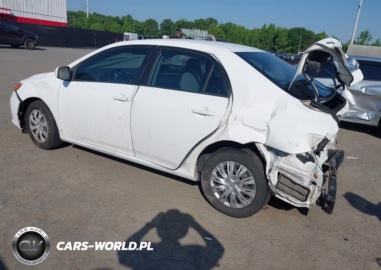2011 Toyota Corolla Le VIN:2T1BU4EE8BC561533 - 3