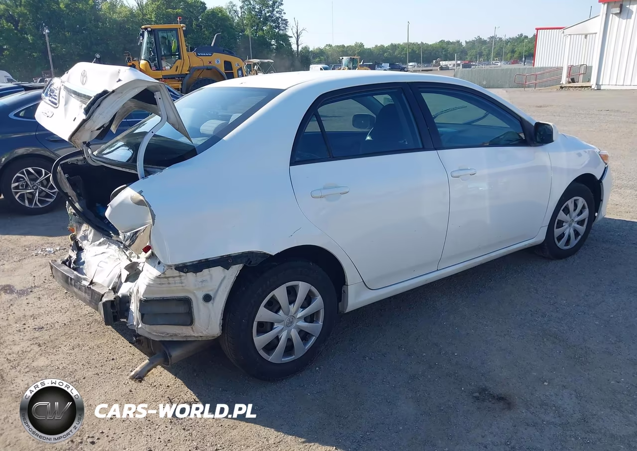 2011 Toyota Corolla Le VIN:2T1BU4EE8BC561533 - 4