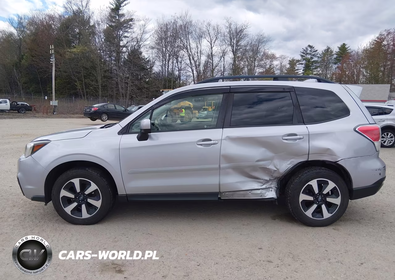 2018 Subaru Forester 2.5I Premium VIN:JF2SJAEC6JH520268 - 14