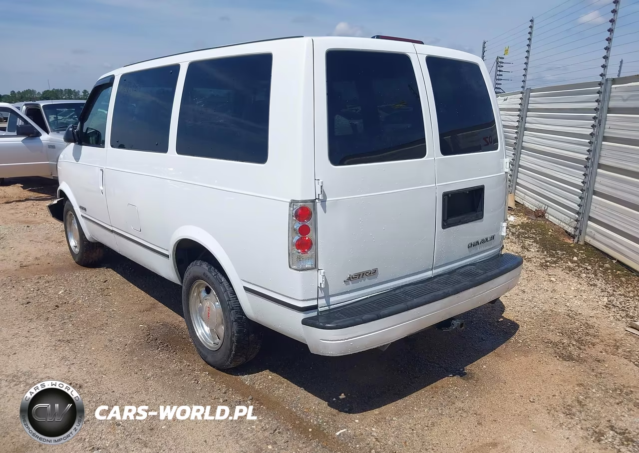 2005 Chevrolet Astro VIN:1GNDM19X35B124021 - 3