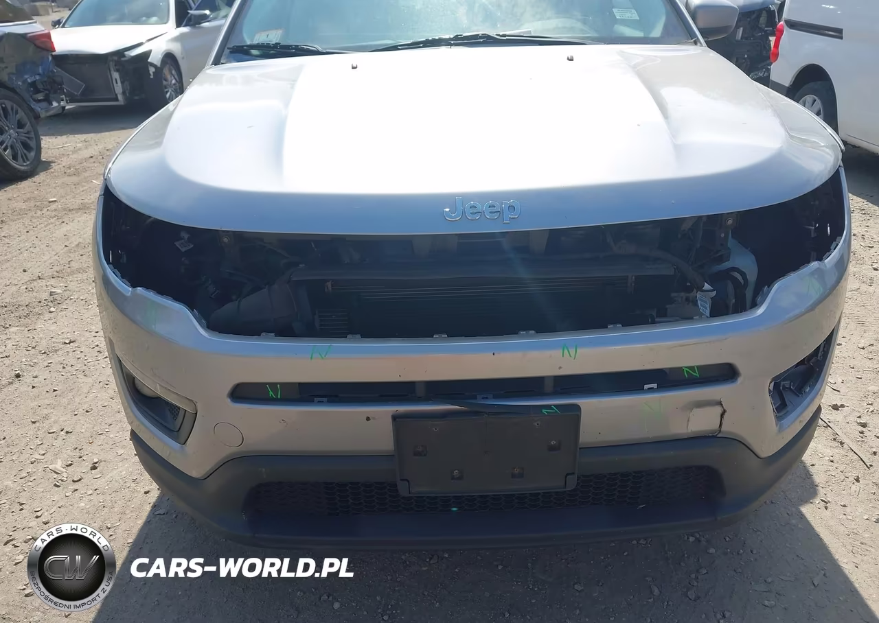 2018 Jeep Compass Latitude 4X4 VIN:3C4NJDBB4JT456211 - 6