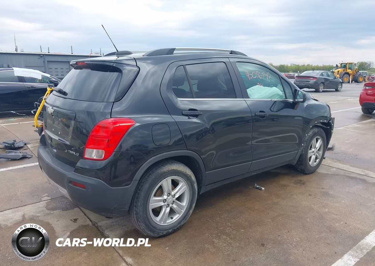 2015 Chevrolet Trax Lt VIN:3GNCJLSB9FL227670 - 4