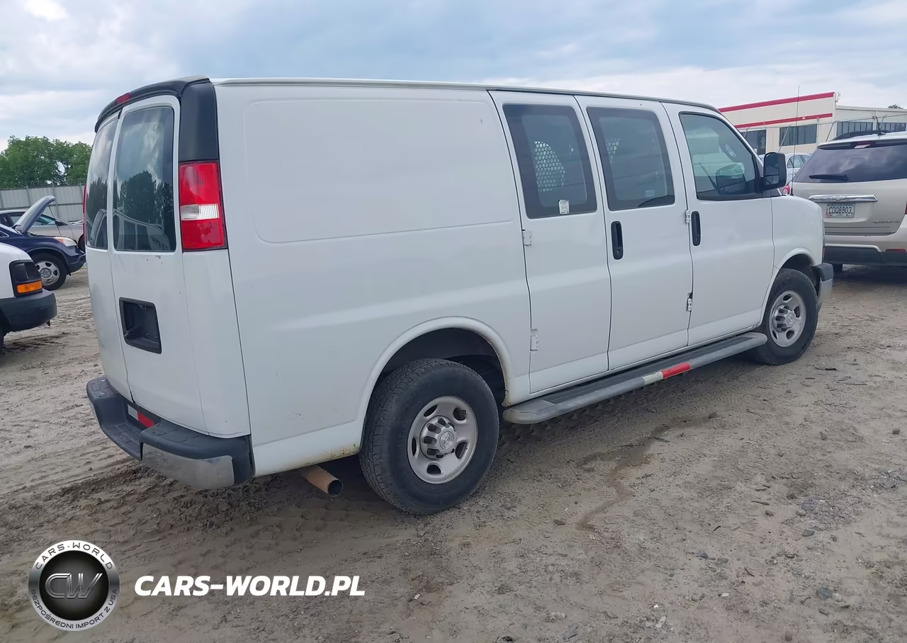 2020 Chevrolet Express Cargo Rwd 2500 Regular Wheelbase Wt VIN:1GCWGAFG5L1230566 - 4