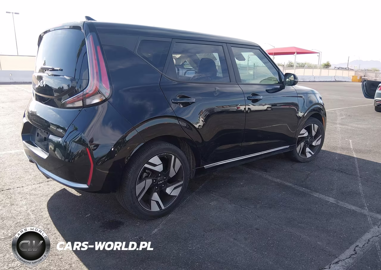 2025 Kia Soul Gt-Line VIN:KNDJ53AU1S7923428 - 4