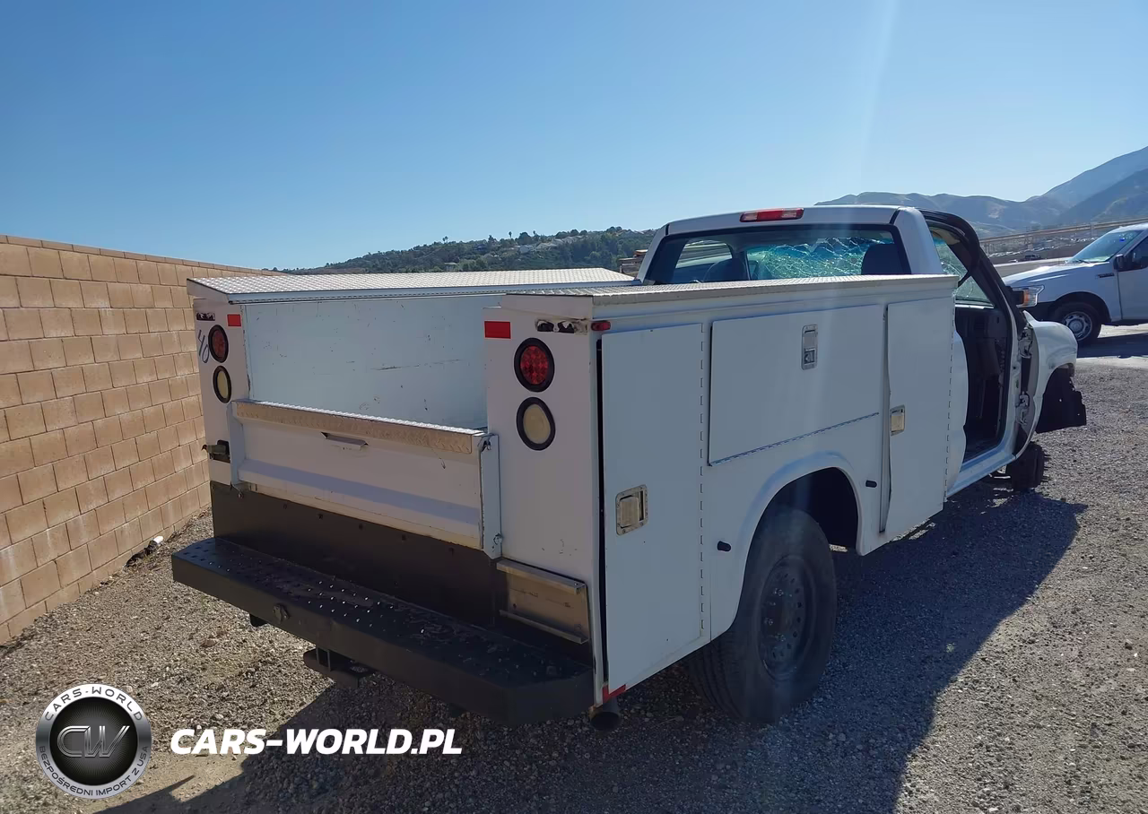 2007 GMC Sierra 2500Hd Work Truck VIN:1GDHC24U27E176186 - 4